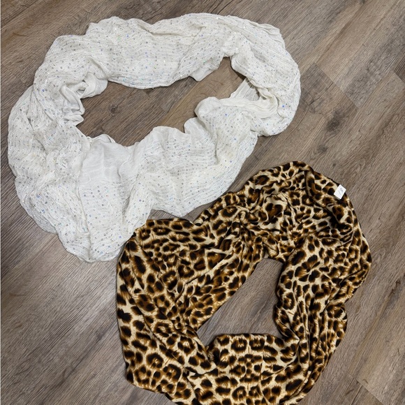 Colorful Patterned Scarves Set - Picture 10 of 12